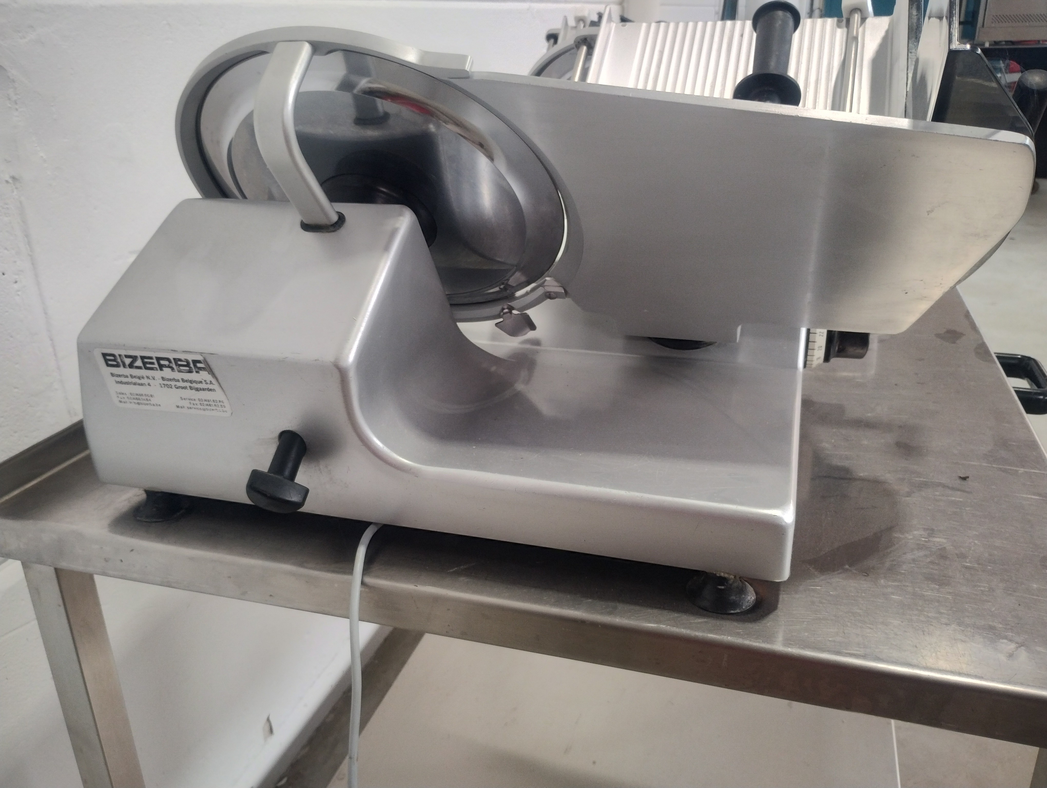 Meat slicer Bizerba SE12 for sale used second hand 2nd hand Bart Rotsaert Machinery